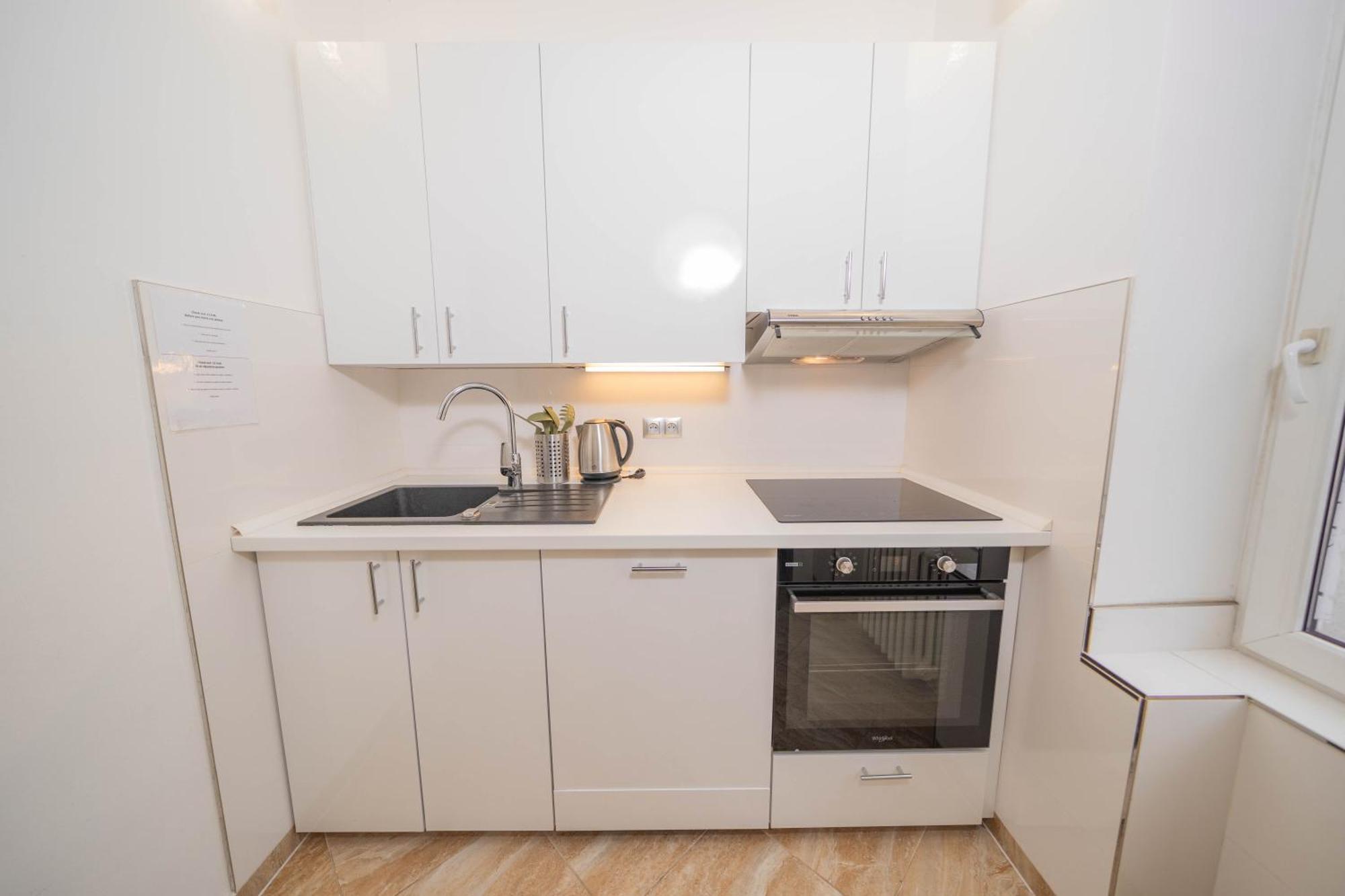 4 Bob's - 3 Bedrooms, King Size Beds Appartamento Praga